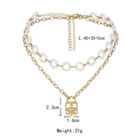 Vintage Lock Pendant Pearl Necklace