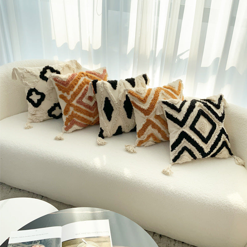 Bohemian Line Tufted Pillow Cover