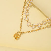 Vintage Lock Pendant Pearl Necklace